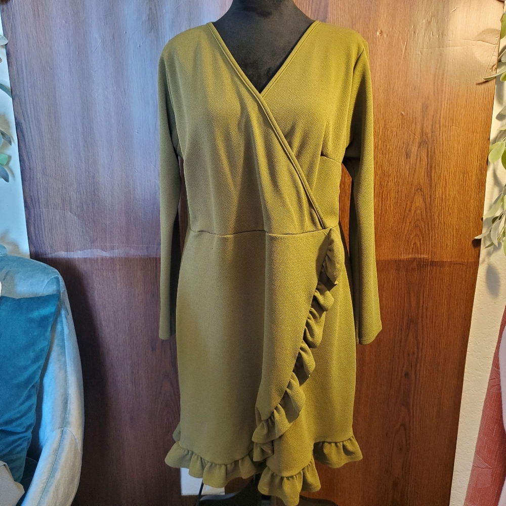 Boohoo Green Faux Wrap Dress